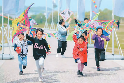 2021良渚古城风筝文化节开幕